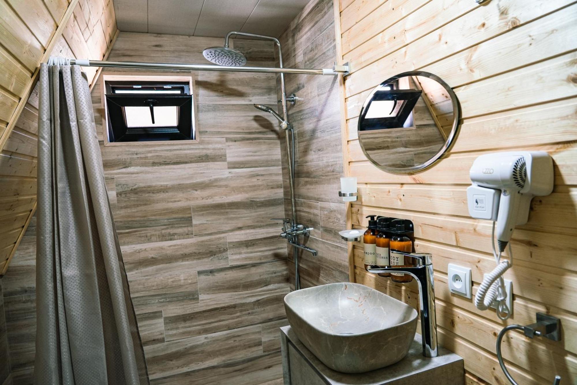 Savalley Kazbegi Ngoại thất bức ảnh